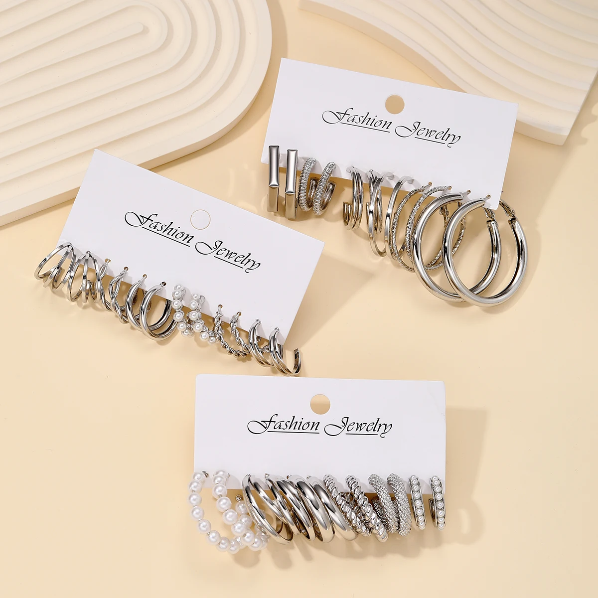 18 Pairs Silver Color Pearl Twist Hoop Earrings Set Vintage Metal Circle Geometric Earrings for Women 2024 Trendy Jewerly Gifts