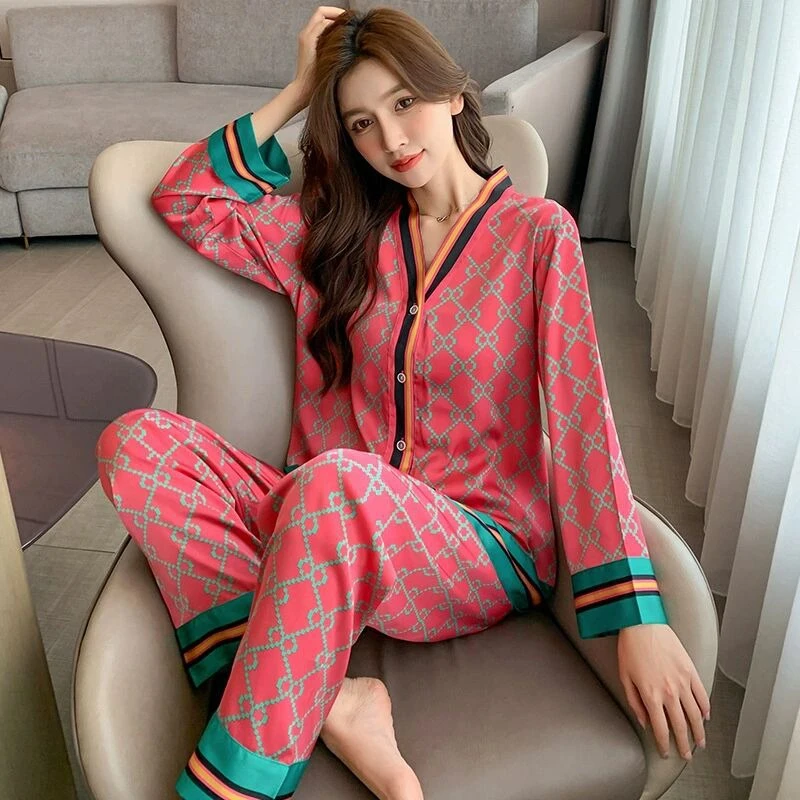 

Pajamas Set for Women Luxurious Sweet Satin Pyjamas Woman Elegant Long Sleeve Long Pant Home Wear Ladies Sleepwear Sets