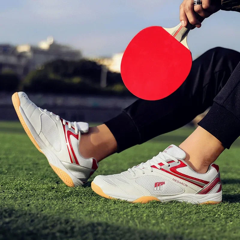 Professional Men's and Women's Table Tennis Shoes Spring Lightweight Badminton Shoes Men's Lace-up Breathable Volleyball