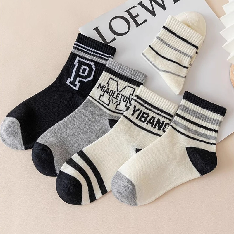 5 أزواج من الجوارب الرياضية للأطفال والأولاد ذات جودة عالية من القطن الممشط المريح الناعم الممتص للعرق جورب أطفال مرن لمنتصف الساق