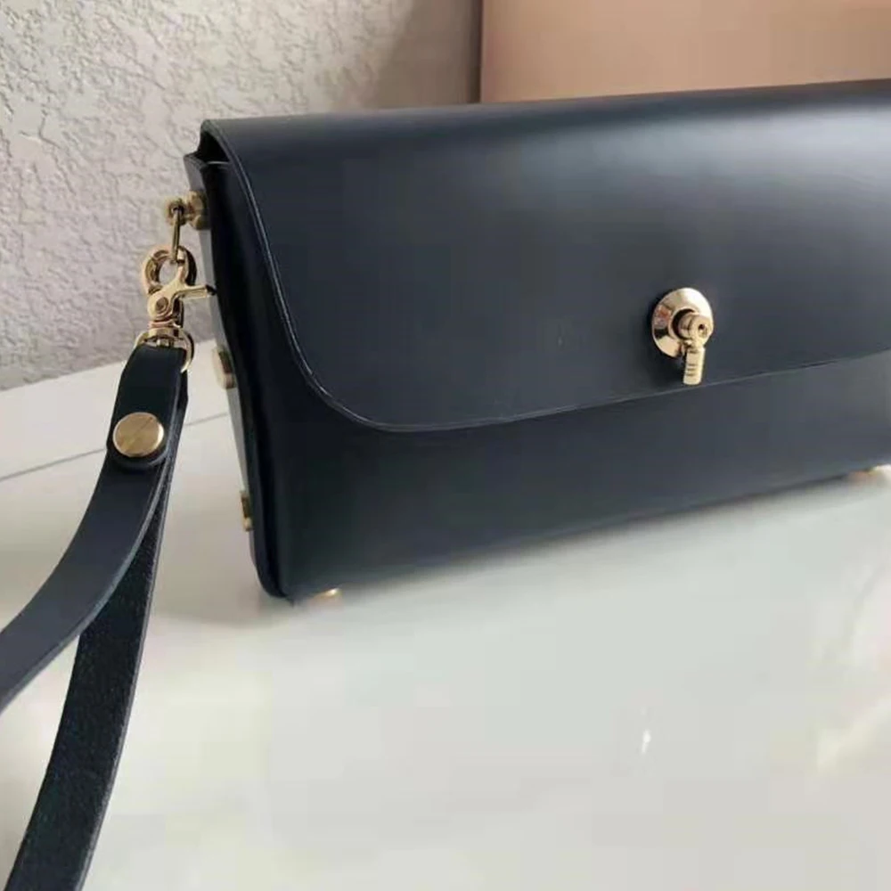 Slide image c2a43177f35a45e9be19db1f41727920