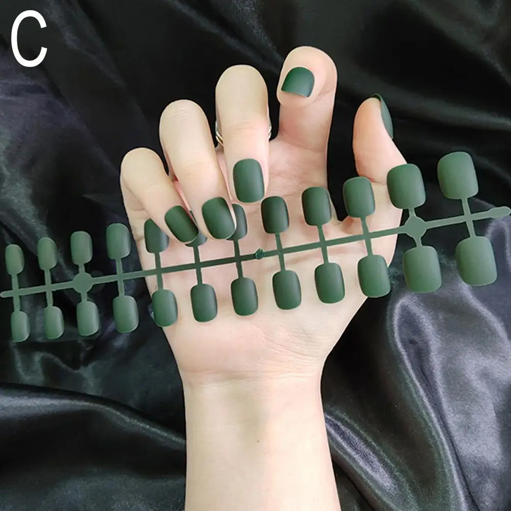 Kurze Nagels tücke einfaches stilvolles einfarbiges kurzes Nagel-Make-up, leicht zusammen zusetzen für alltägliche Maniküre – Detail 18