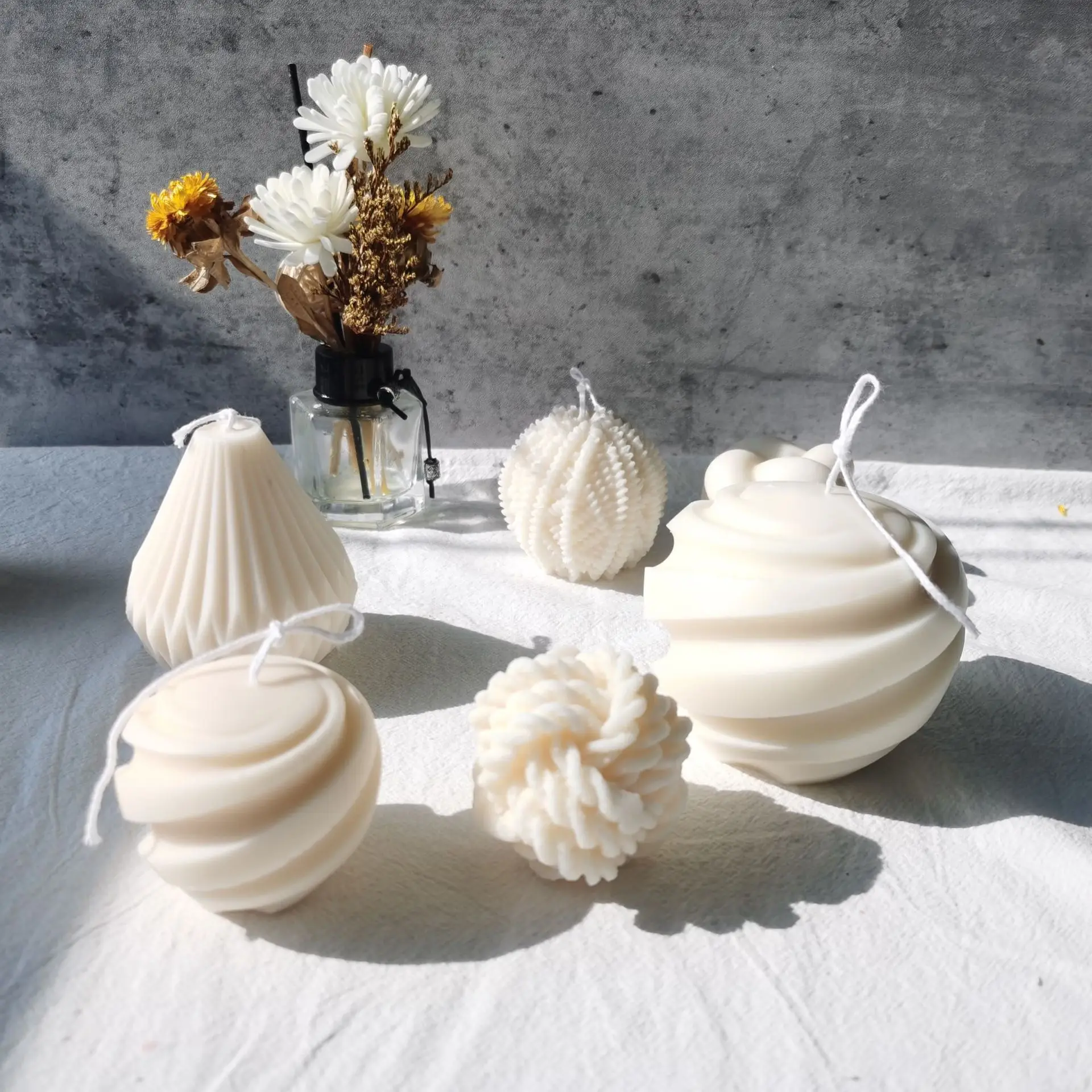 Multi-style Creative Geometric Silicone Candle Mold Wool Ball Love Heart Stripe Gypsum Resin Baking Mould Party Wedding Souvenir silicone mold silicone candle mold aromatherapy candle mold silicone candle molds candle mold beeswax mold cylindrical candle mold
