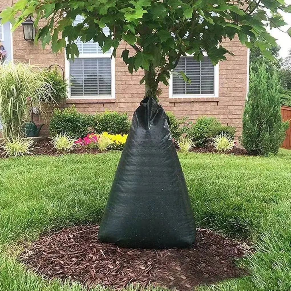 

PE UV-Resistant Watering Bag For Trees Heavy Duty And Easy To Efficiently Thinned Tree Watering Bag