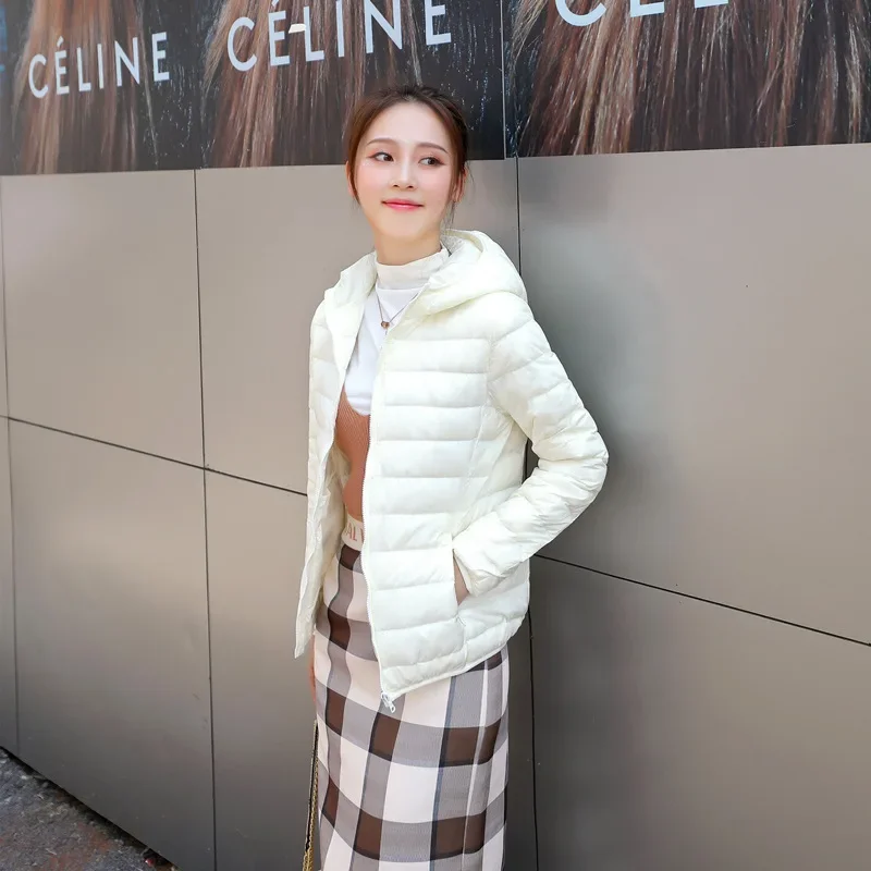 New Fashion Warm Light Short Down Coat Women Solid Colors Zipper Oversized Hooded Jackets Autumn Witner Casual Commute Overwears