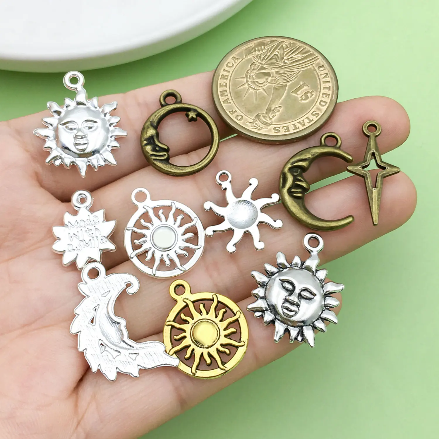20/100pcs Retro Star Moon Sun Design Charms Alloy Celestial Bodies Pendants for DIY Bracelet Necklace Jewelry Making Accessories