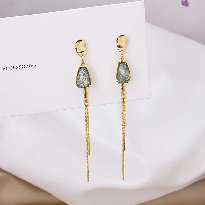 Vintage Green Crystal Long Tassel Earrings for Women Femme Gold Color Alloy Chain Geometric Drop Dangle Earrings Party Jewelry