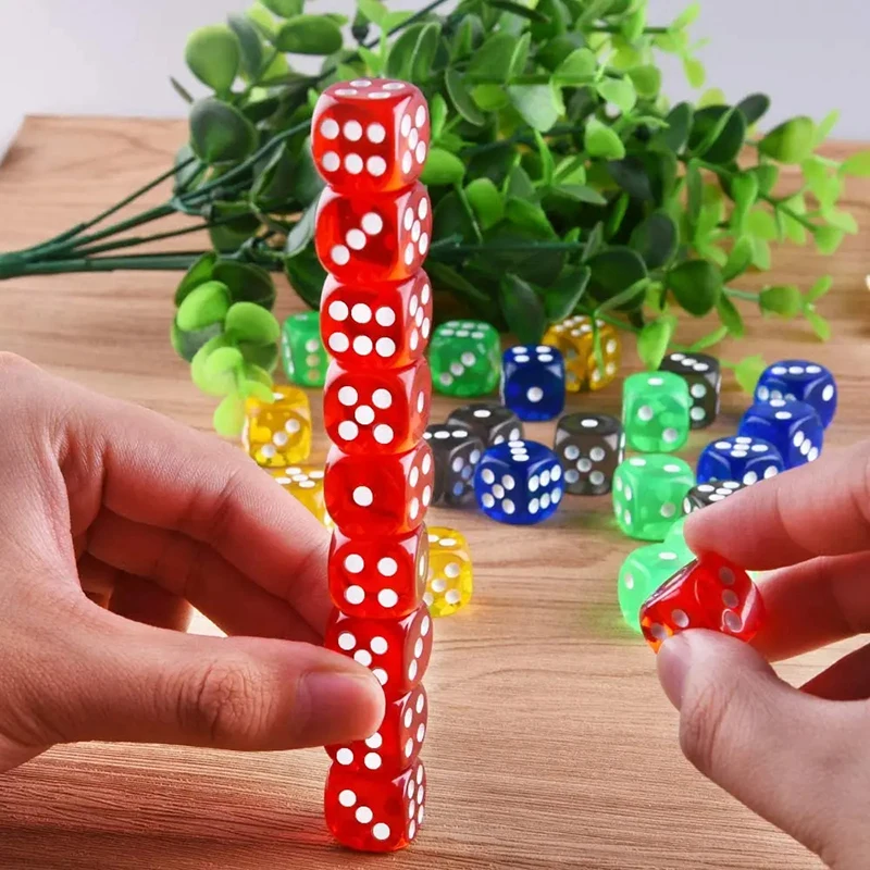 

100 шт./компл. 6-сторонние игральные кости 14 мм D6, прозрачный цвет, Хрустальные акриловые кости с закругленными краями, кости в коробке для настольных игр, Искусственные кости, десять цветов