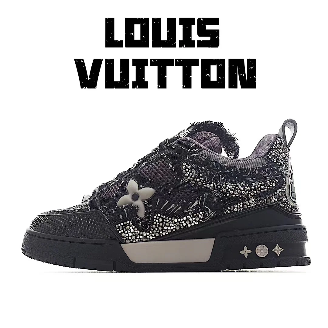 LOUIS VUITTON Skate Rhinestone Lace-up Low-top Fashion Skateboard - Main Image