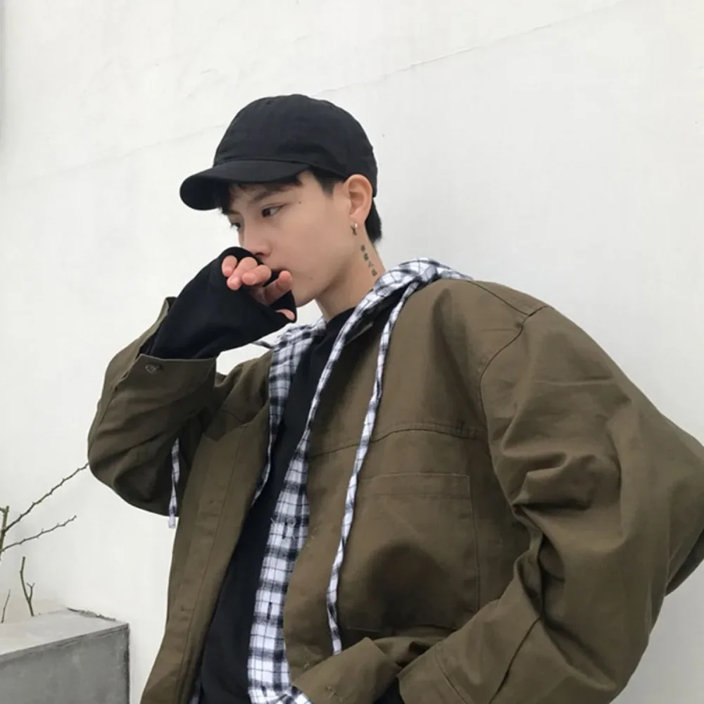 Men's and Women's Short Brim Baseball Cap Outdoor Sun Protection Sun Hat Street Hip Hop Cap Peaked Cap Sun Hat