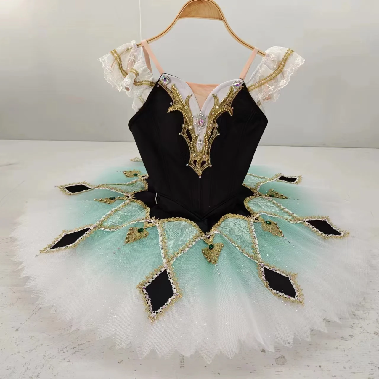 

Профессиональный высококачественный индивидуальный репертуар для клоунов, черный и стандартный, для детей и взрослых