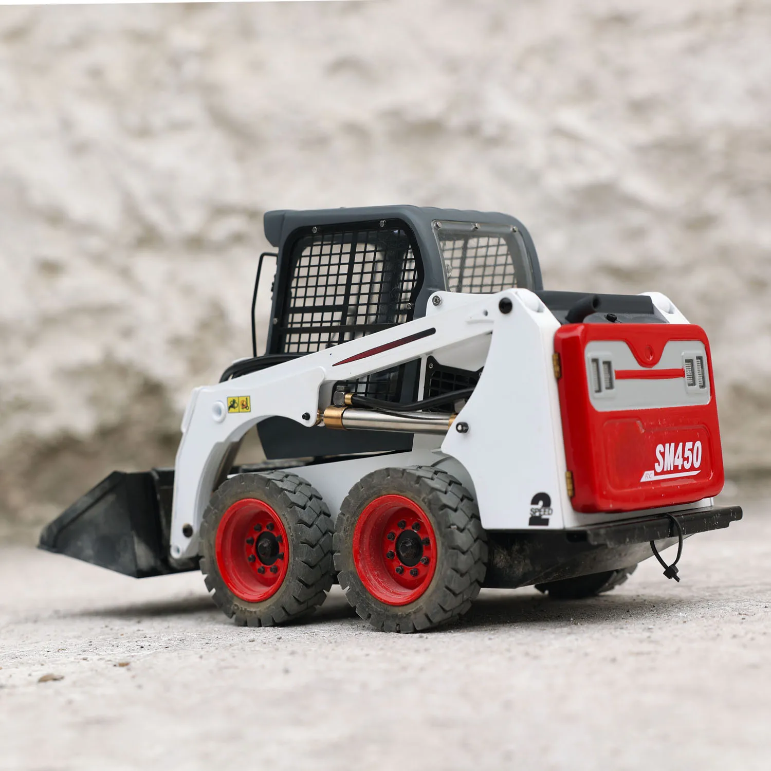 In Stock 1/14 RC Hydraulic SM450 Skid-Steer Loader I6S Remote Control Painted Assembled Wheeled Vehicle Sound Light Servo Toy 4