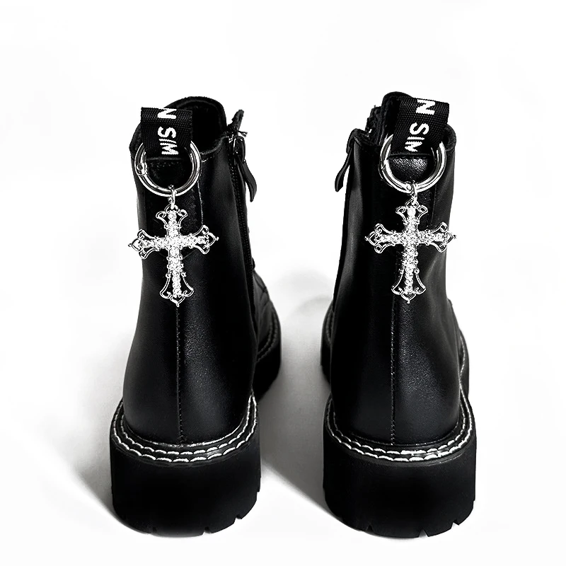 

1 шт. ботинки-мартинсы аксессуары для самостоятельной сборки личные роскошные бриллиантовые крестообразные ботинки-мартинсы с пряжкой милый крутой крестообразный кулон
