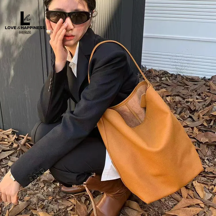 

Genuine Leather Large Capacity Tote Bag Large Handheld Litchi Pattern One Shoulder Handbag Underarm Bag