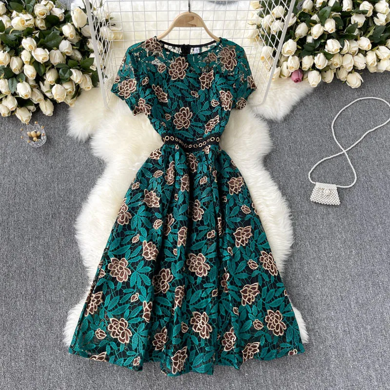 

Women Embroidery Lace Dress Retro Short Sleeve O Neck A-line Dresses Summer High Quality Fashion Streetwear Sundress