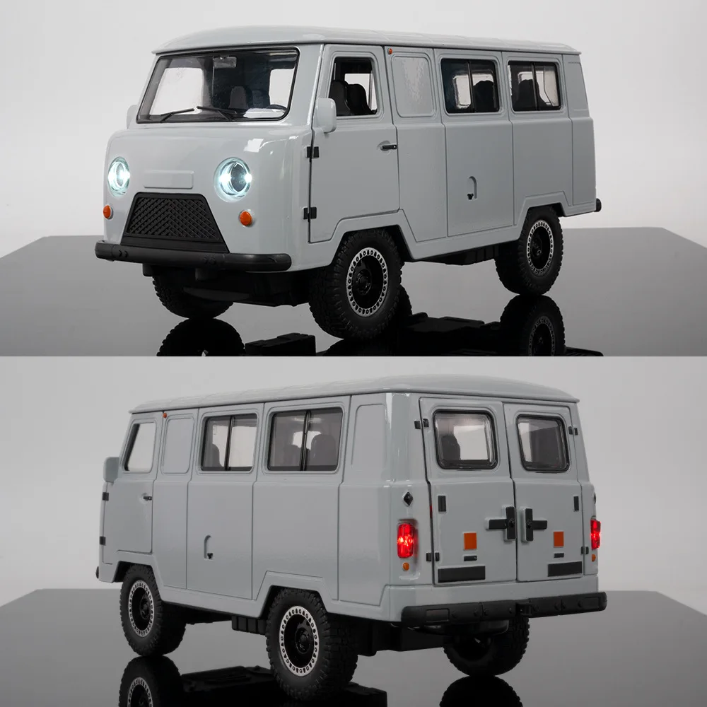 

New 1:18 Russian UAZ TRAVELER 452 VAN Alloy Model Car Toy Diecasts Metal Casting Sound and Light Car Toys For Children Vehicle