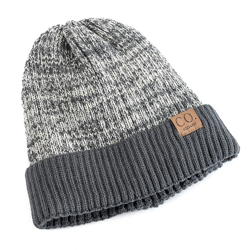 Fur-Lined Two-Tone Winter Beanie 3