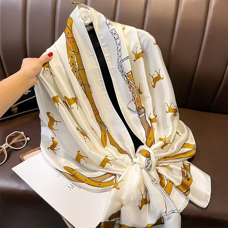 

2023 Fashion Women Silk Winter Scarf Luxury Design Horse Print Lady Beach Shawl Scarves Smooth Foulard Female Hijab