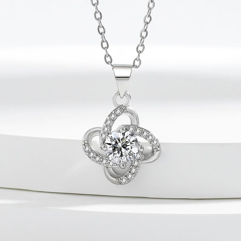 Collier en argent sterling 925 - détail du pendentif