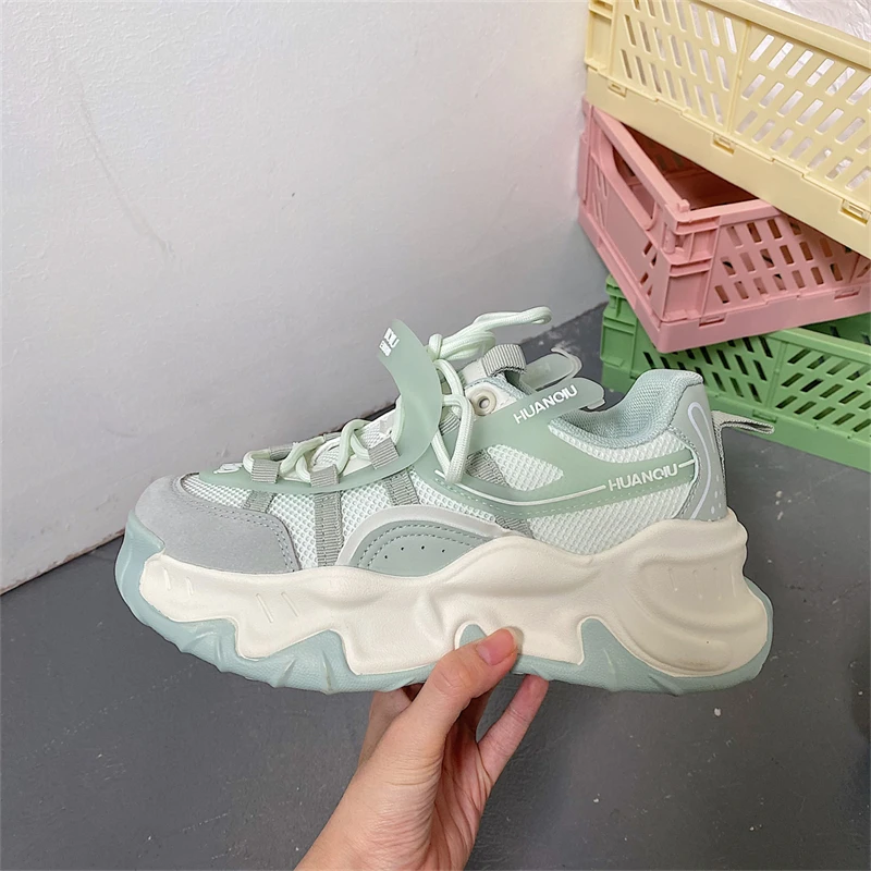 

Кроссовки женские на платформе, дышащие сетчатые, на плоской вулканизированной подошве, роскошная модная обувь на шнуровке, на лето