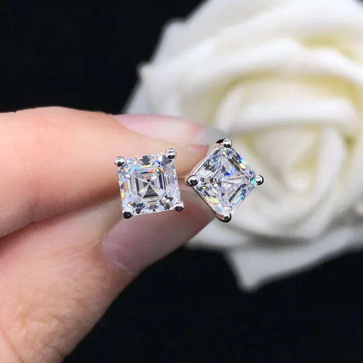 

Solid White Gold AU585 Platinum PT950Four claws diamond earrings women's earrings new 14k simple trend