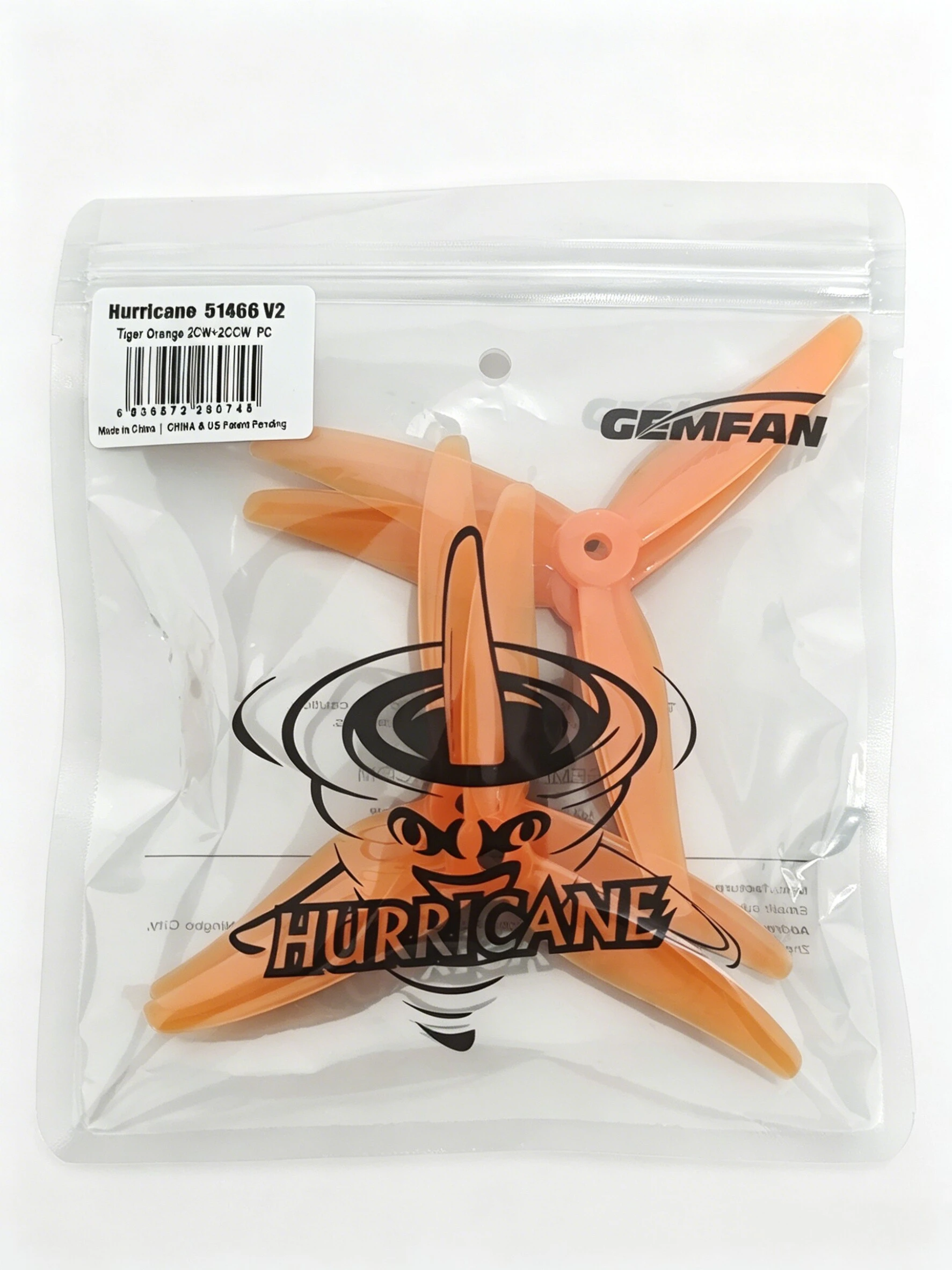 Paire d'hélices Gemfan Hurricane 51466 MCK V2 montées sur un drone, prêtes pour le vol