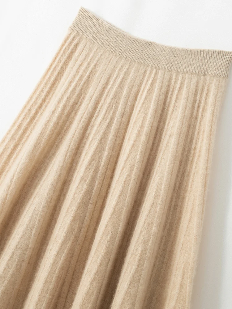 Cashmere skirt layered look