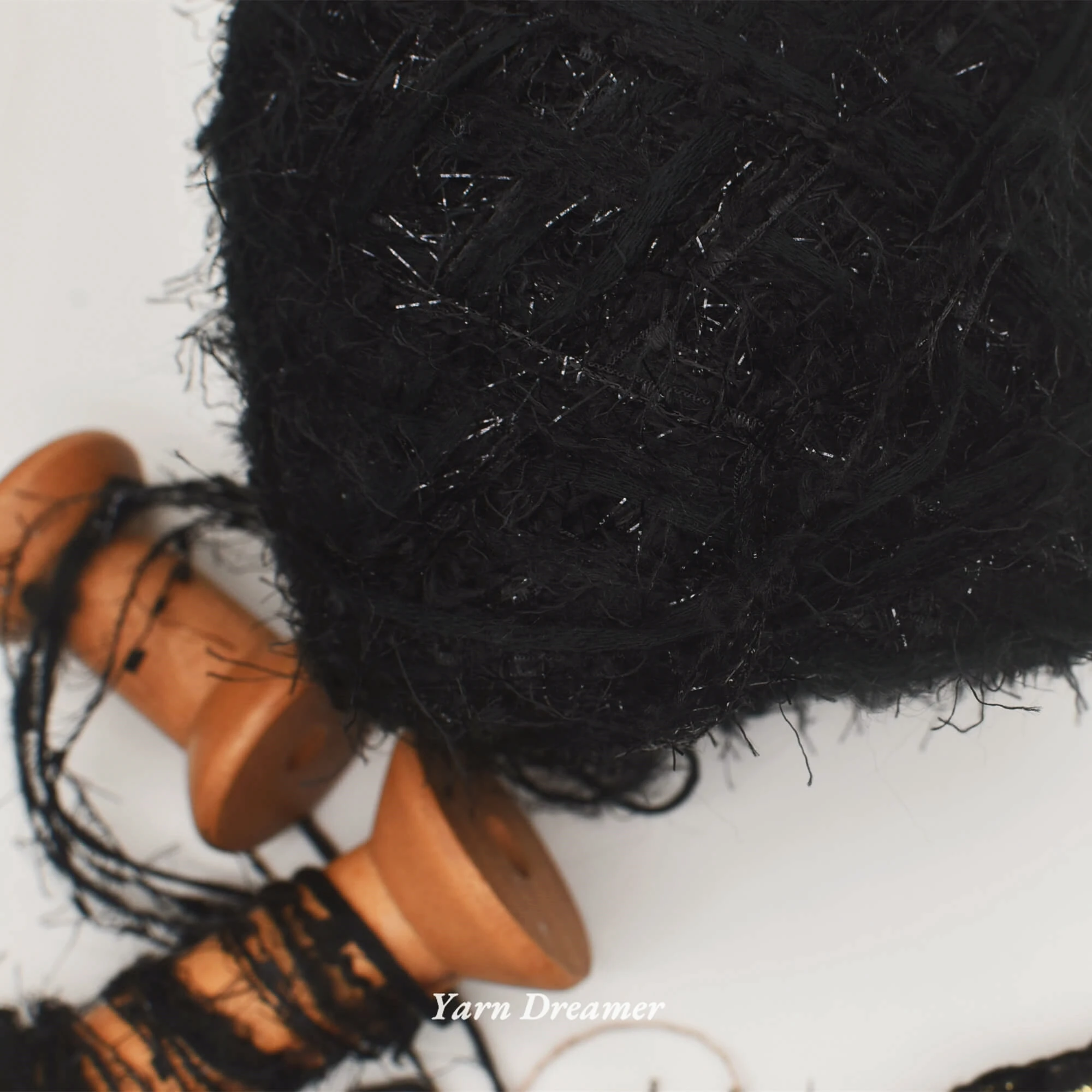 Black Yarn 100g Gold Yarns for Knitting and crochet Blended Glitter Yarn for Crochet thread Sequin Yarn Art 5
