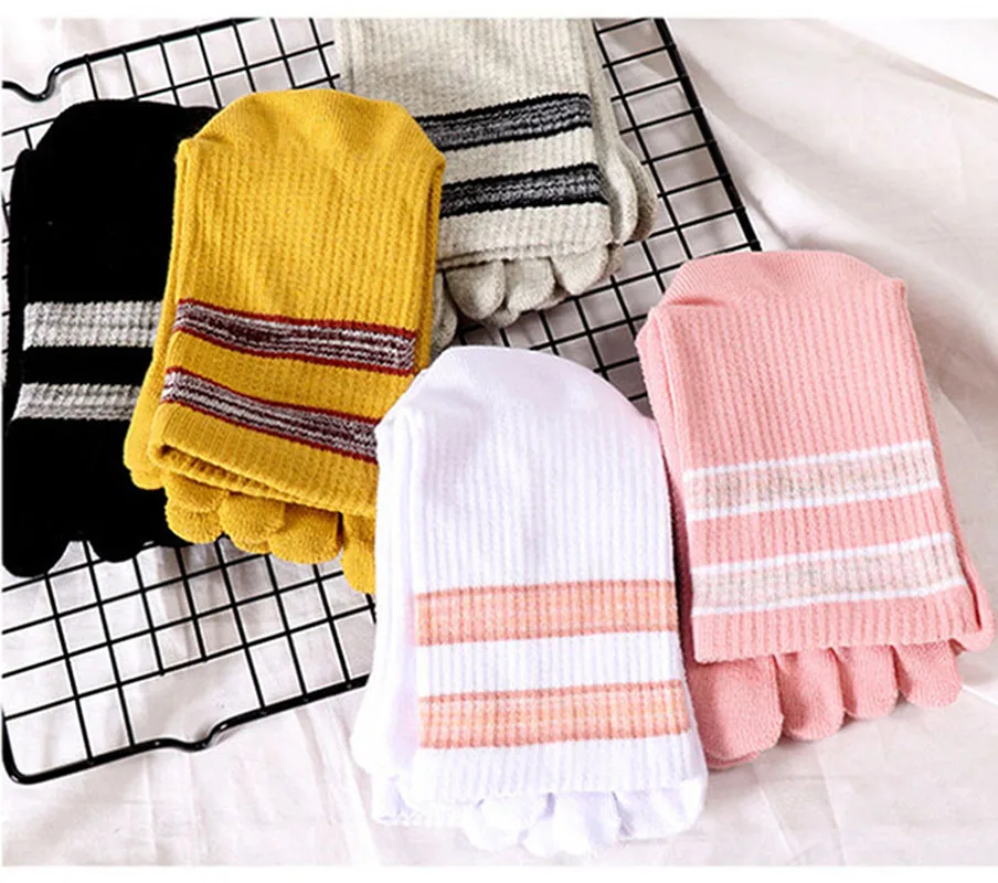 5 Pairs Womans Five Finger Socks Middle Tube Striped Solid Cotton Sock Korean Style Young Fashion Compression Sport Toe Socks
