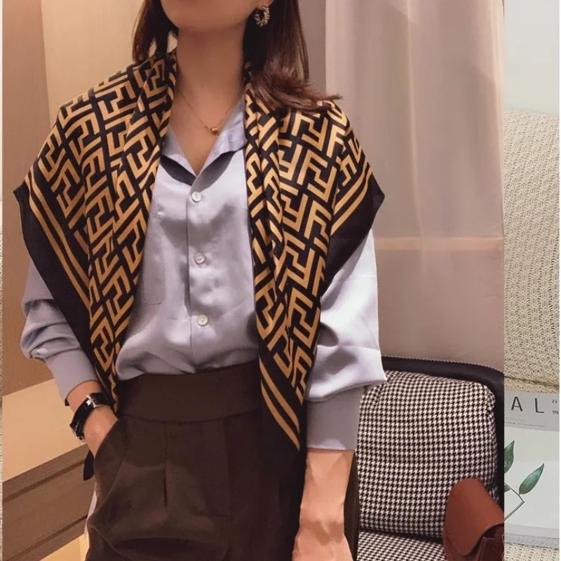 Рисунок 3 - Роскошный брендовый женский хиджаб