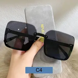 Luxury Women's Vintage Oversized Square Sunglasses - Classic UV400 Protection Eyewear (WHITE)