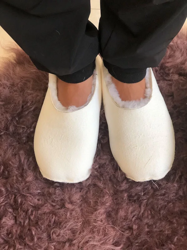 Рисунок 3 - Шерстяные домашние тапочки для