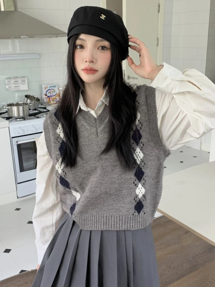 Sweater Vests Women Korean Preppy Style V-neck Argyle Chic Ins
