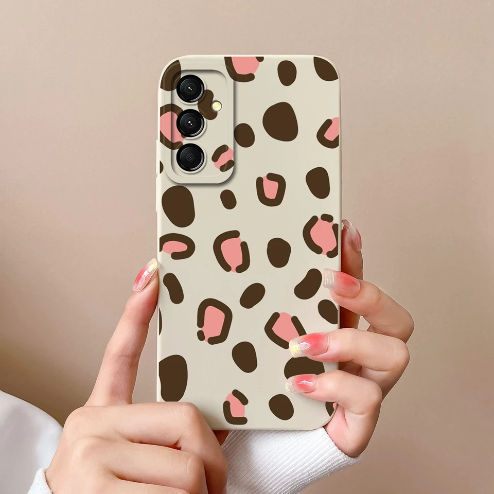 Colorful Love Heart Bear Liquid Shockproof Anti-Fall Phone Case