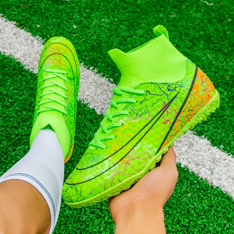 Professional Soccer Shoes Men Outdoor Training Football Boots Futsal Training Shoes Match Grass Cleats FG/TF Ultralight Turf