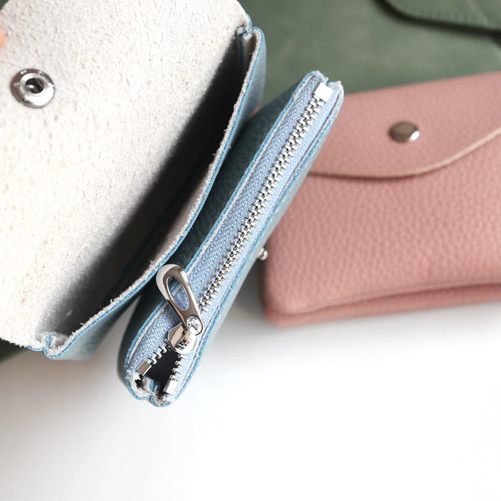 Benutzerdefinierte Buchstaben Frauen kleine Brieftasche personalisieren Name Klappe Frauen Kreditkarteninhaber Geldbörse beliebte PU-Leder Geldtasche – Detail 9
