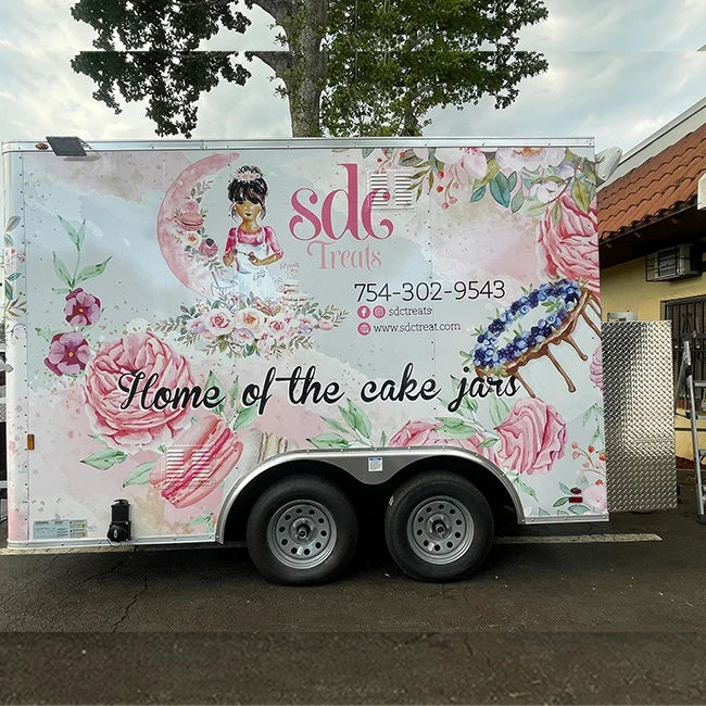 Wielofunkcyjna, w pełni wyposażona przyczepa do jedzenia ulicznego z możliwością ustawiania popcornu. Chwyć każdą okazję