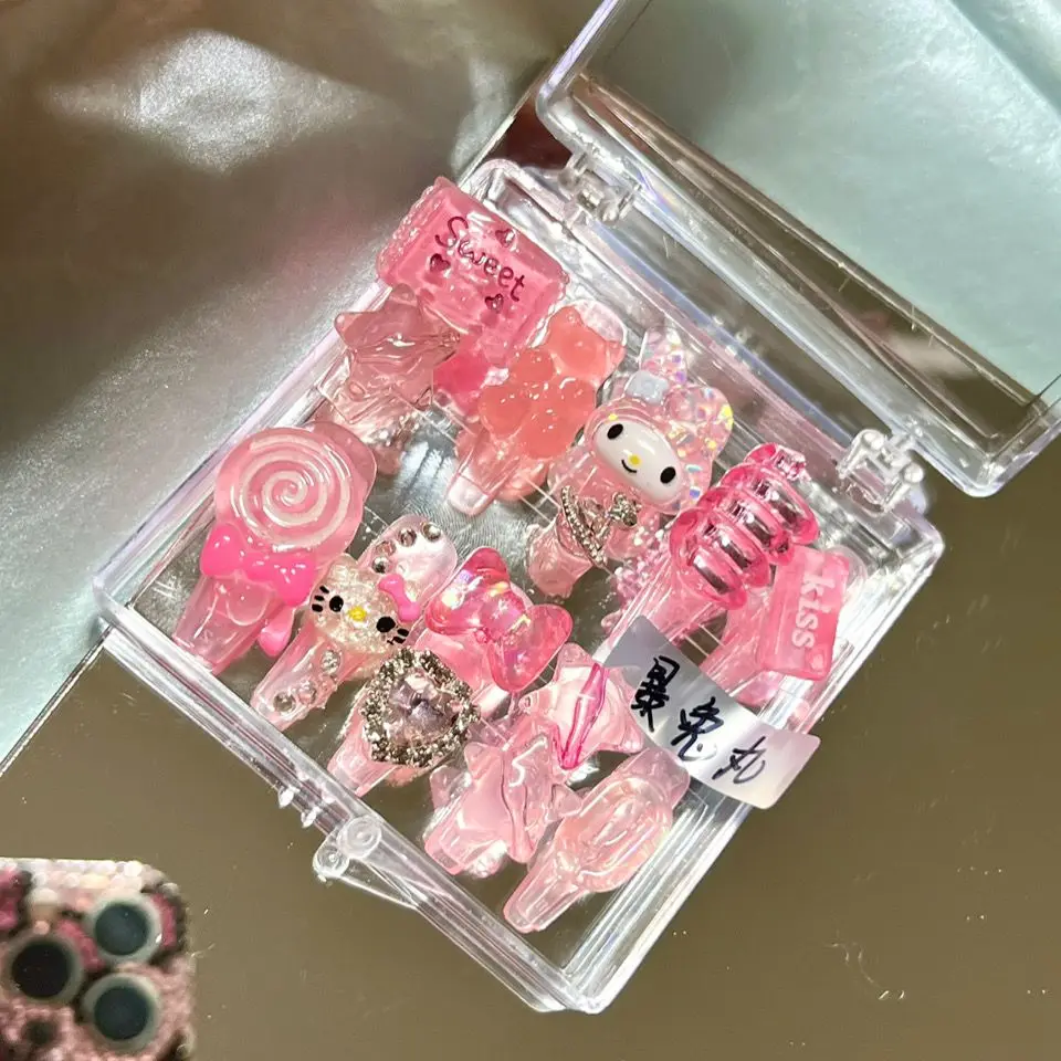 

10 шт./набор, искусственные ногти с мультяшным рисунком