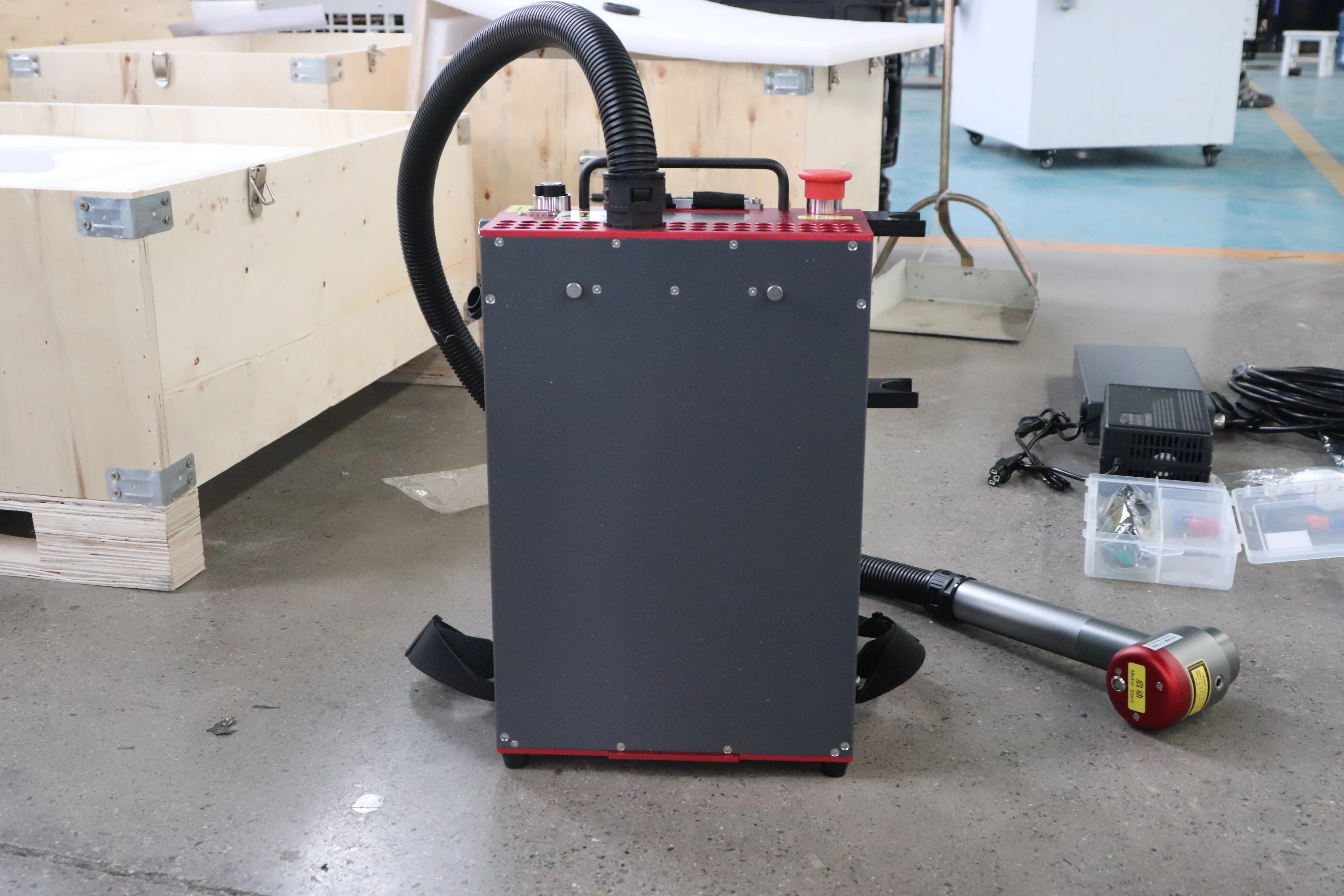 Laser Cleaner Pulse 100W 200W Laser Tool Rust Paint Powder Removal Machine MOPA laser cleaning machines 3