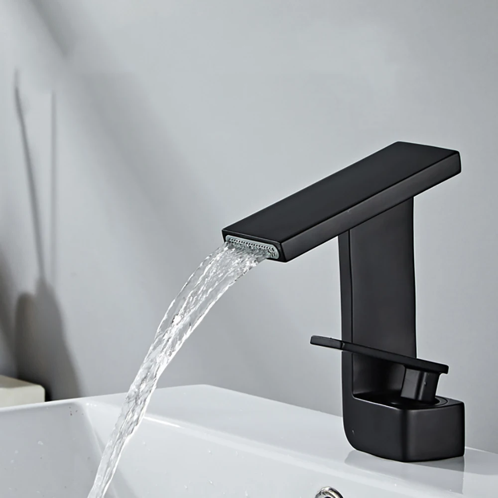 Bathroom Basin Faucet Single Handle Sink Faucet Deck Mount Hot Cold Water Mixers Taps Matte Black Waterfall Faucet Crane