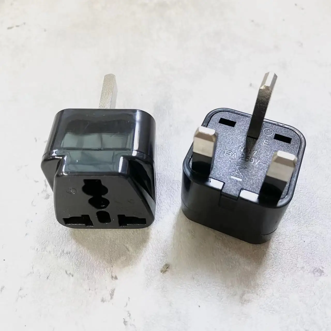 New 250v 13a Copper India Russia German French US EU AU to UK Singapore Malaysia Grounded Type G Wall Plug Travel Adapter Outlet
