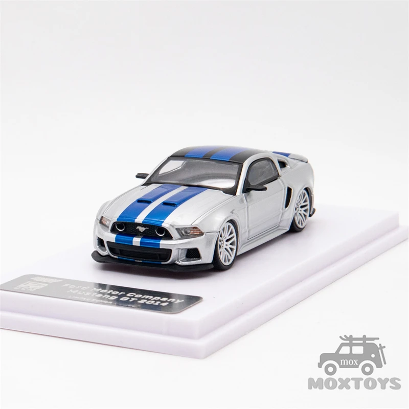 GDO Hunter x DCM 1:64 Mustang GT 2014 Diecast Model Car 2