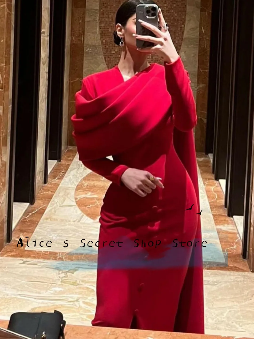 

Elegance Red Satin With Button Evening Dress for Women High-Neck Full Sleeve Party Gowns/Bespoke Dress فساتين سهرة مقاسات كبير