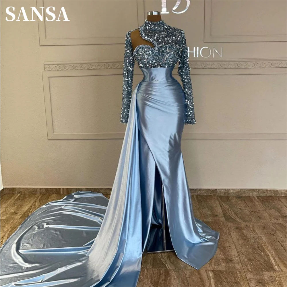

Роскошные блестящие синие платья Sansa с длинным шлейфом и высокой горловиной