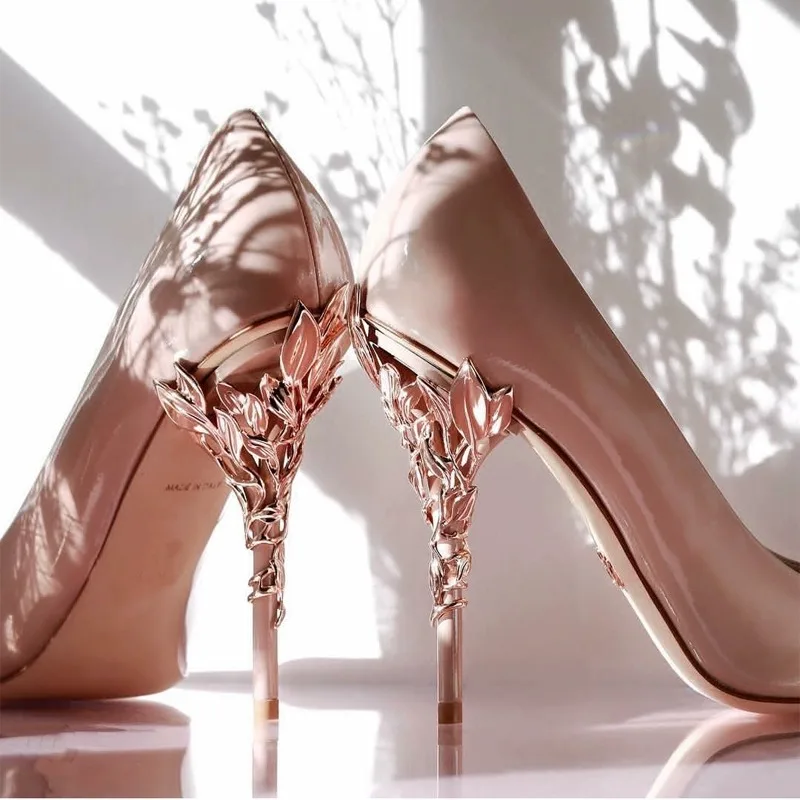 

Glossy Leather Metallic Accessories Pointed-Toe Pumps Women Nightclub Shoes Catwalk Stiletto Shaped Heel Wedding Heels Mujer