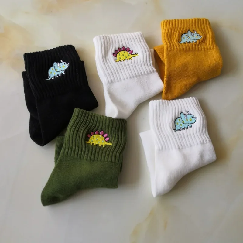 

Funky white Lovely Cartoon Animal Vintage Short Socks Novelty Crazy Funny Cozy Sock Cute Women Embroidery Dinosaur Cotton Socks