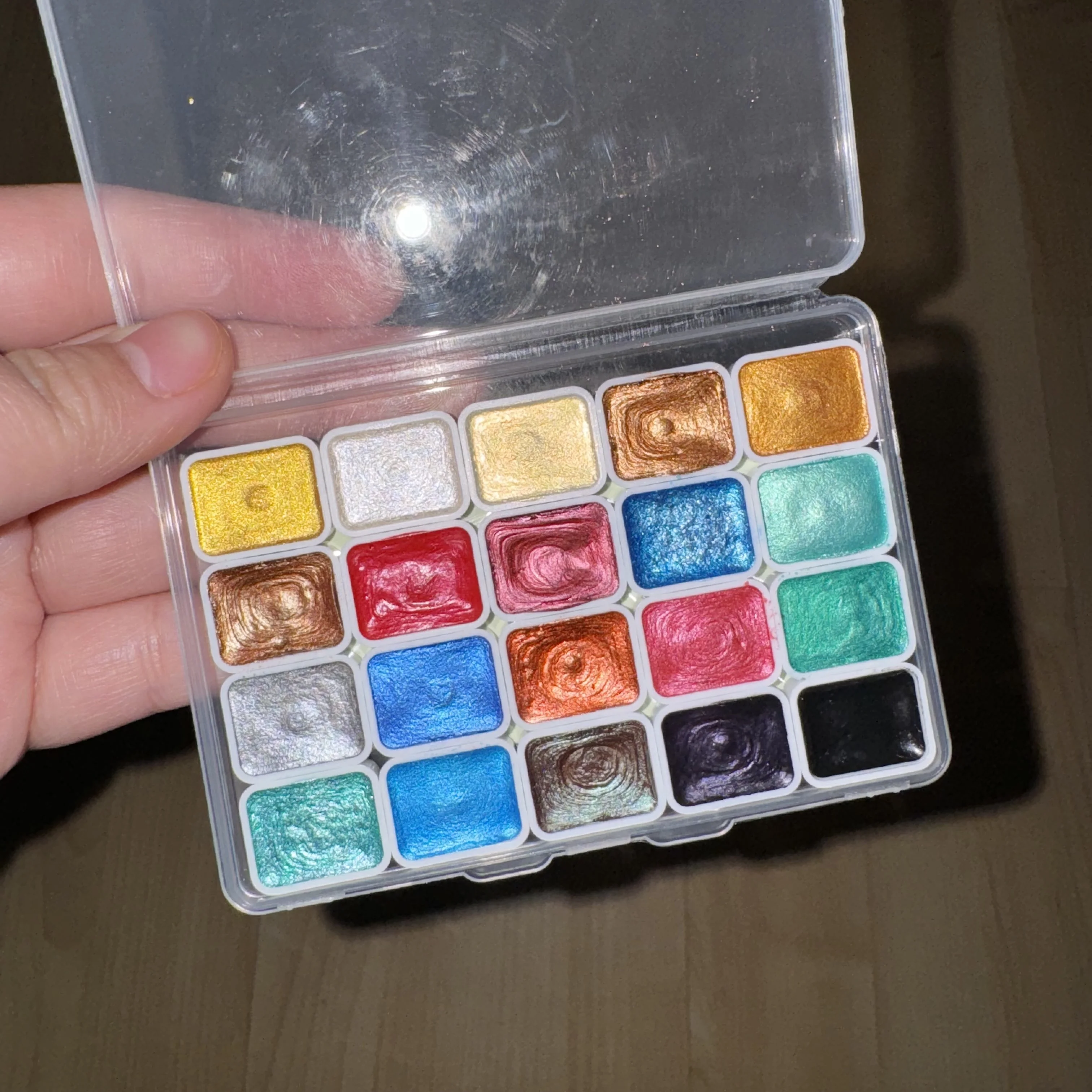 Shimmer 20 Colors Watercolors Paint Set,Sparkly,Metallic, Glitter Solid Water Color Paints for Artists, Students, Hobbyists 3