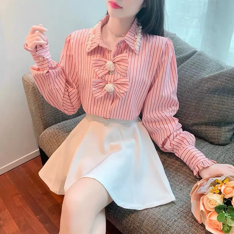 

Women Cute Pink Stripe Shirt Spring Autumn Long Sleeve Blouse 2023 New Korean Version Pearl Bow Design Loose and Thin Tops Shirt