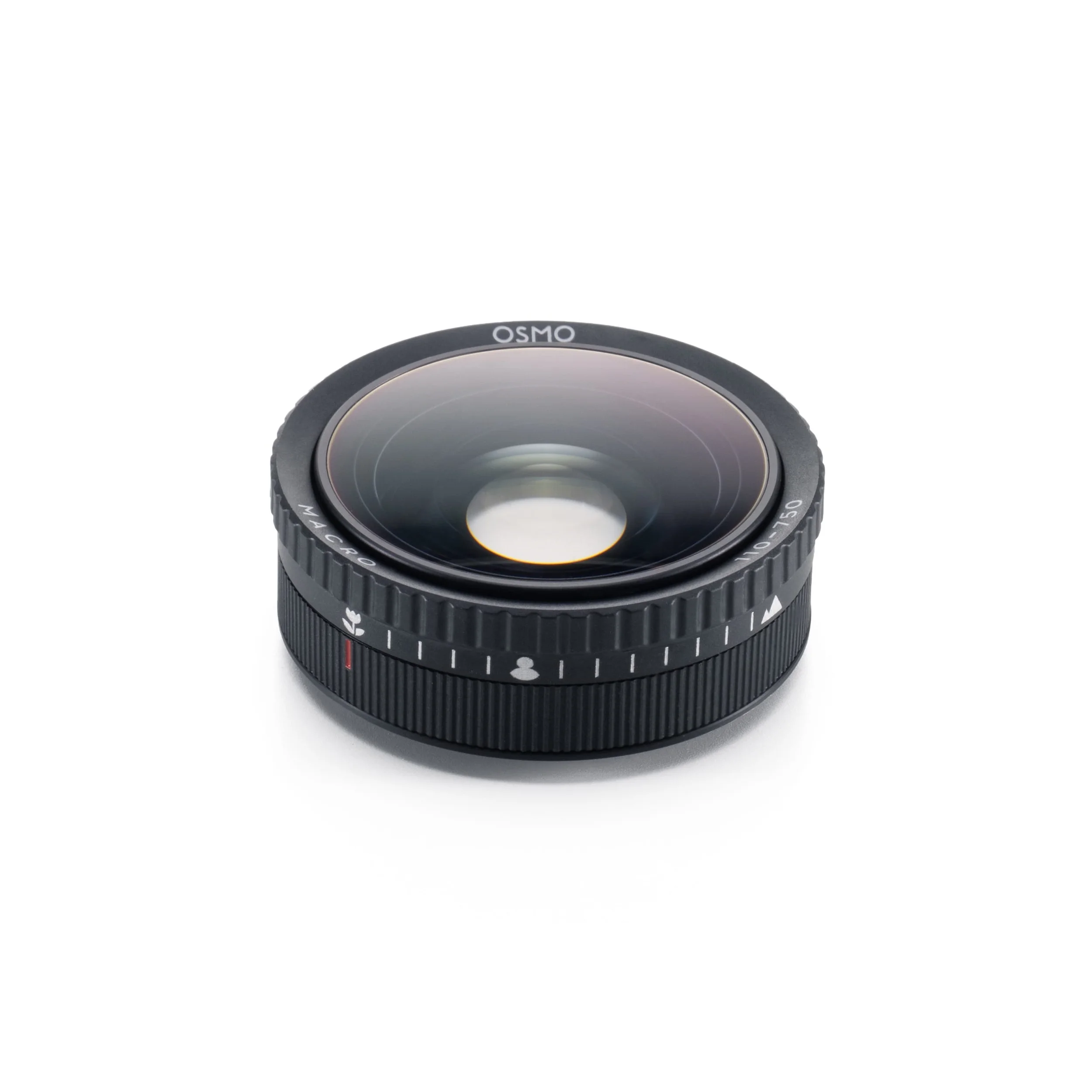 Objectif Macro pour DJI Osmo Action 6 démontré sur une fleur, mise au point manuelle 11-75cm pour un détail précis.