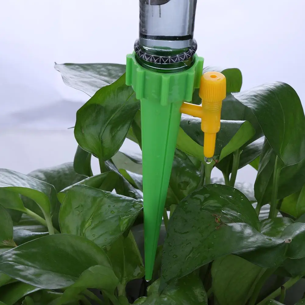 vegetable garden irrigation kit 1/6/12/18pcs Auto Drip Irrigation Watering System Dripper Spike Automatic Watering Spike for Plants Flower Indoor Household gravity fed drip irrigation kit